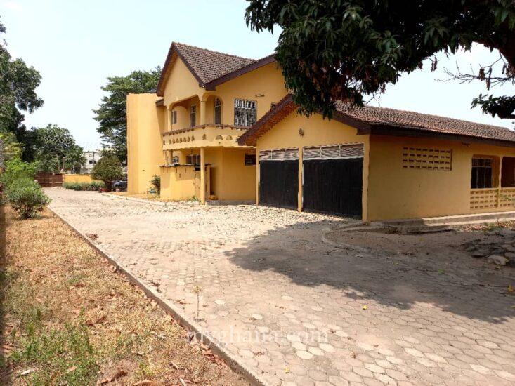 5 bedroom house with 2 bedroom outhouse for rent in West Legon, Accra