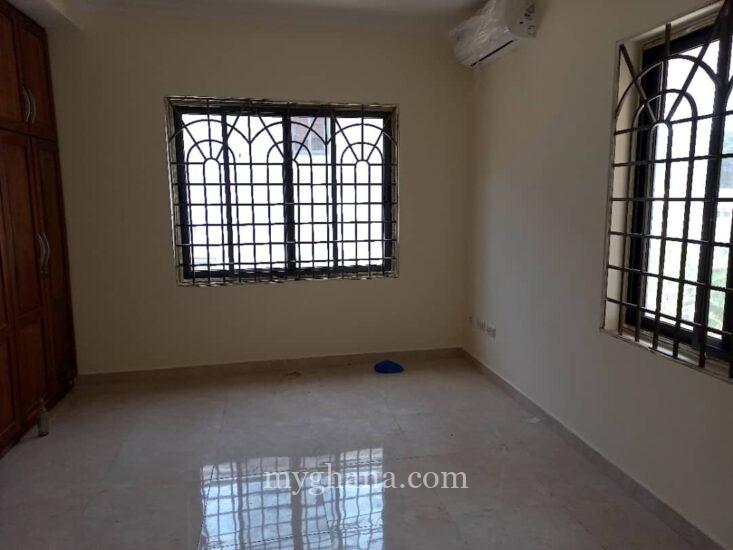 4 bedroom house with outhouse for rent in East Legon, Accra