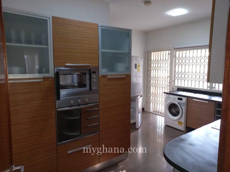 3 bedroom furnished apartment for rent at Ridge in Accra Ghana