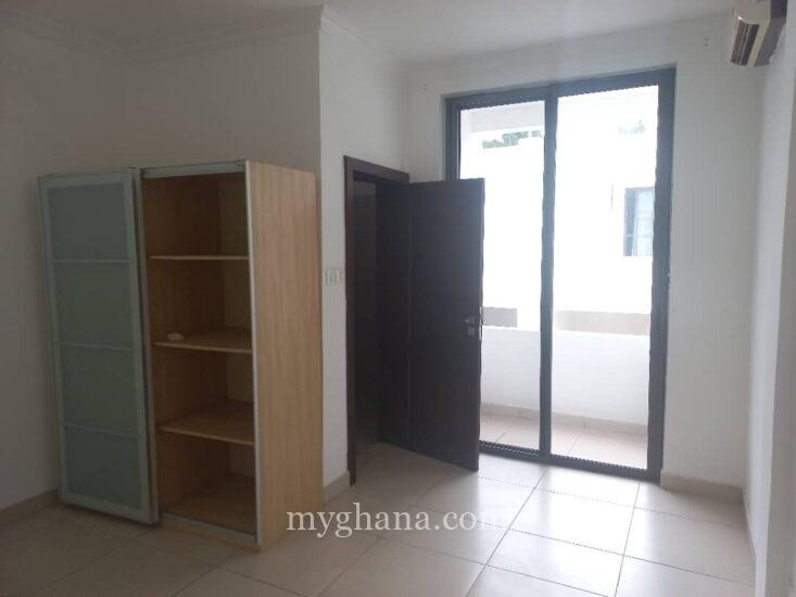 3 bedroom townhouse for rent near Alisa Hotel at North Ridge in Accra