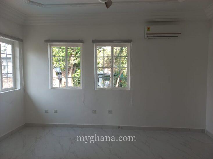 5 bedroom house with swimming pool for rent in Cantonments near American Embassy