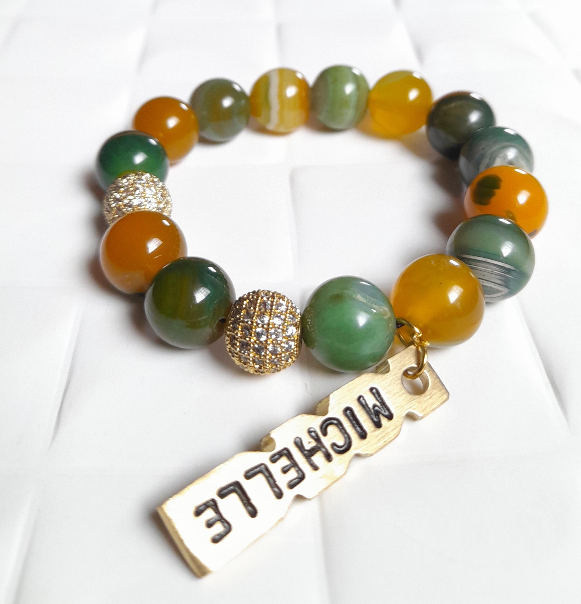 Ladies’ beaded bracelet