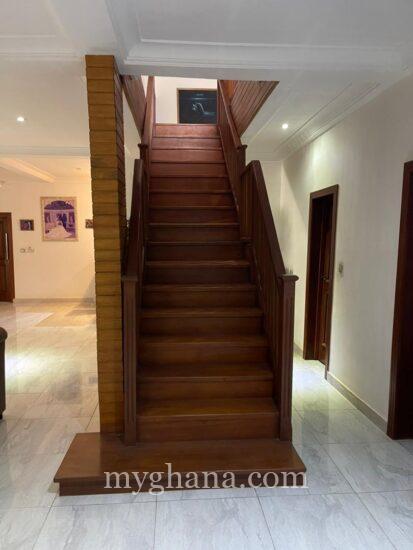 8 Bedrooms Elegant Mansion For Sale At Oyarifa