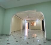 3 bedrooms apartment for rent at Taifa