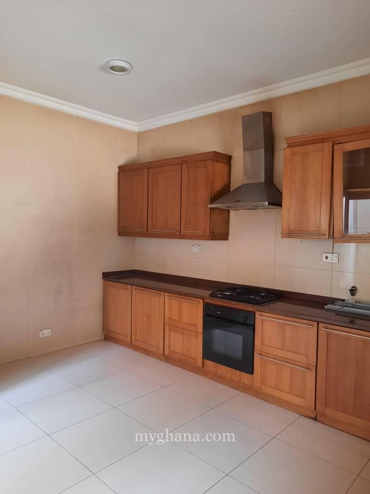 3 bedroom townhouse to let at at East Legon, Accra – Ghana