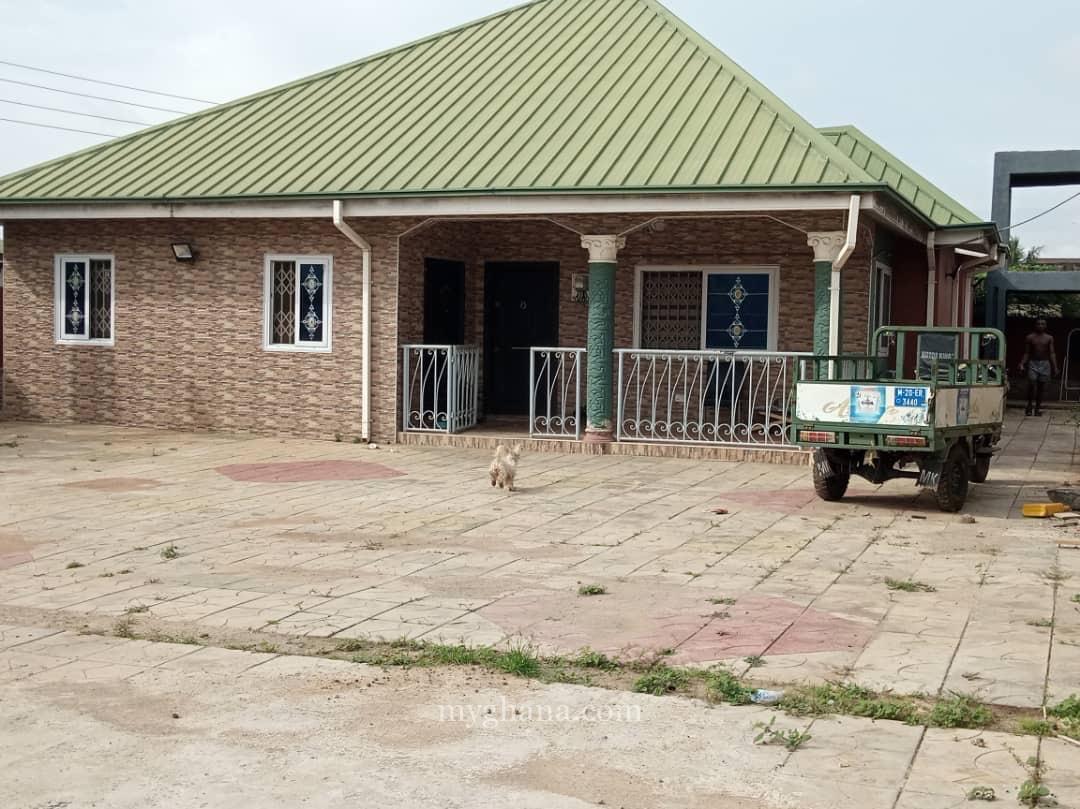 3 bedrooms house for sale