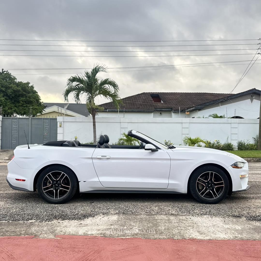 2020 Ford Mustang Droptop Car for sale at Westland, Accra – myGhana.com