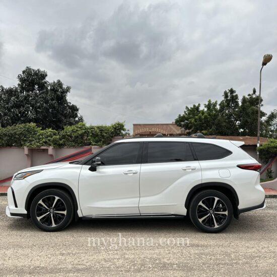2022 Toyota Highlander XSE Automatic 7-Seatter Car for sale in Accra