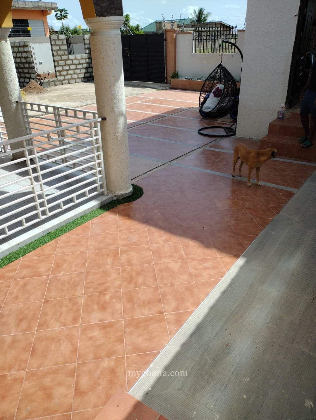 Exc Chamber and hall self contained at Kotoku