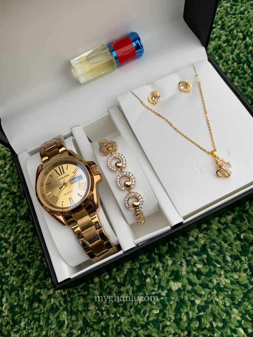 Fashionable ladies set for all occasions
