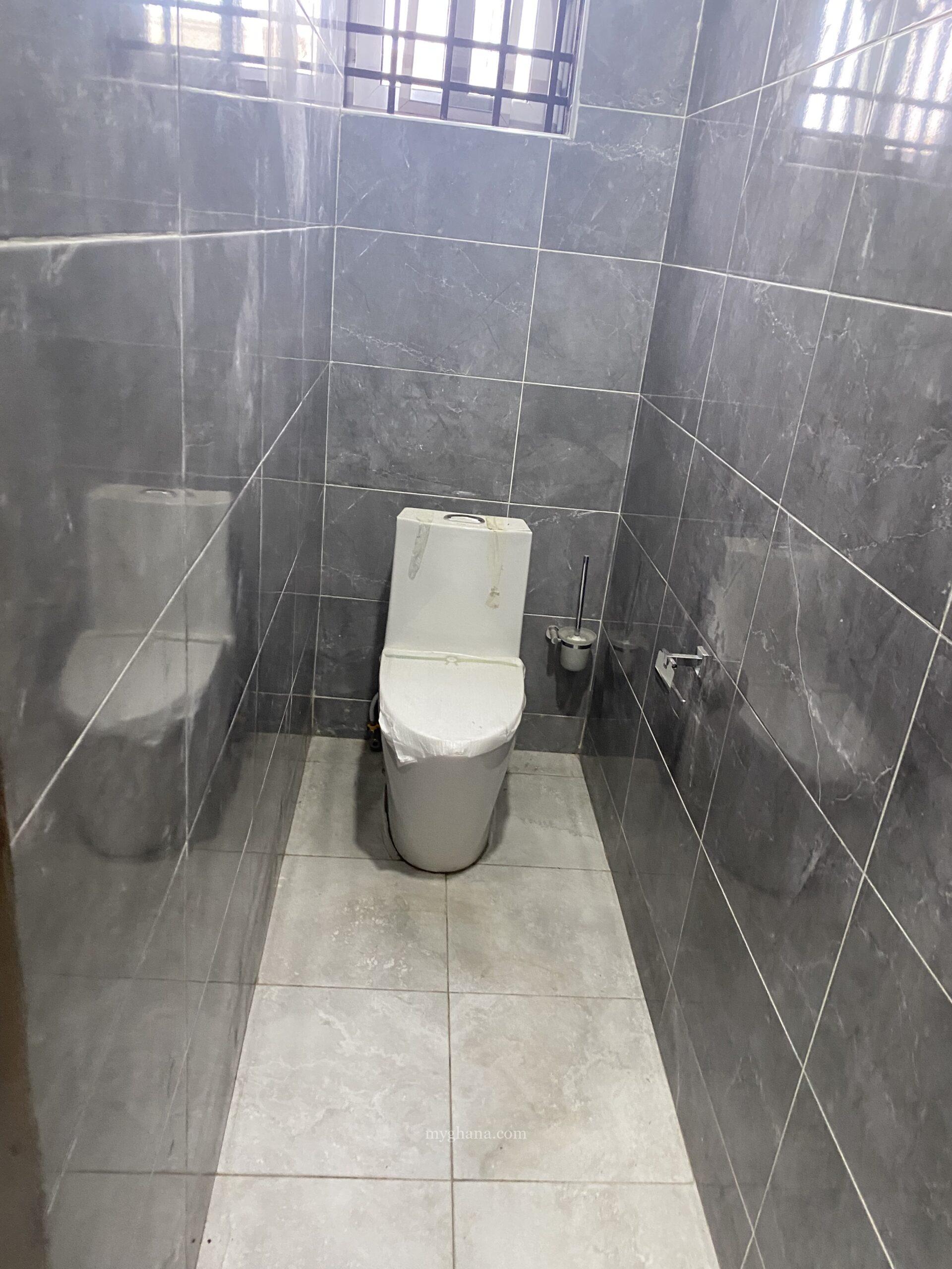 2 bedroom apartment for rent at Spintex