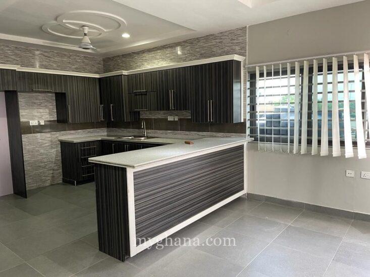3bedrooms house for rent at Tse Addo
