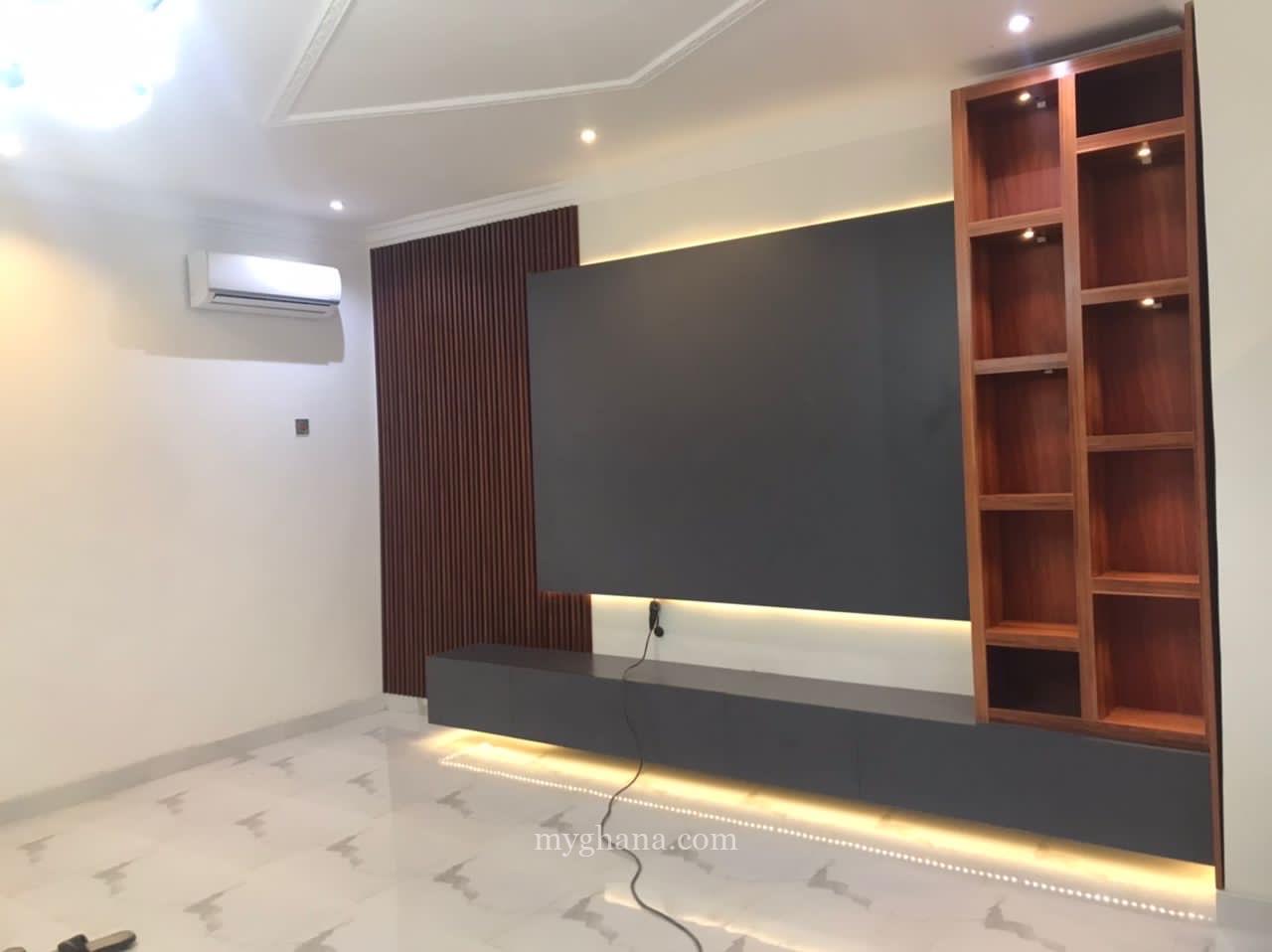 Tv unit