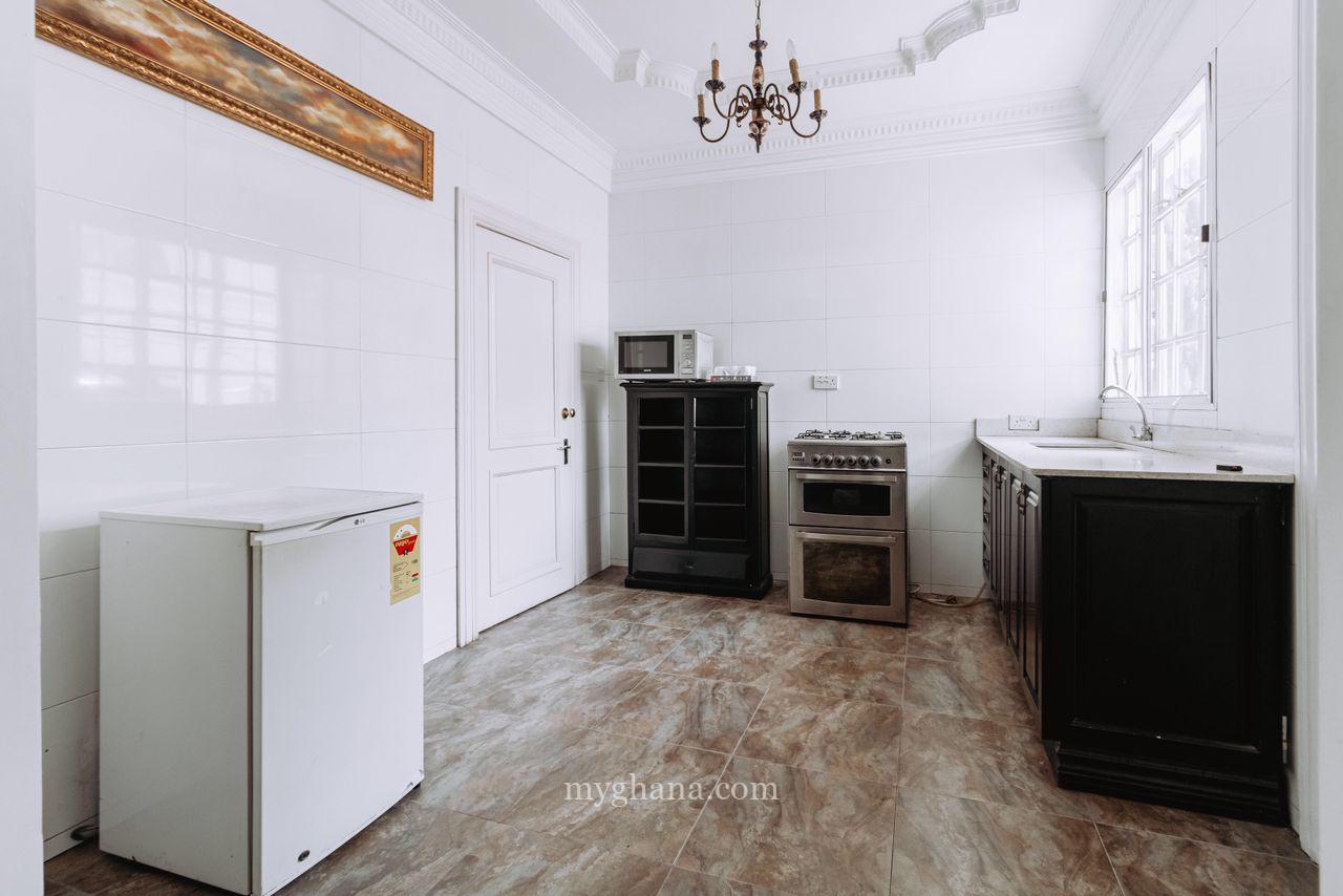Fully furnished 4 Bedroom House for Rent