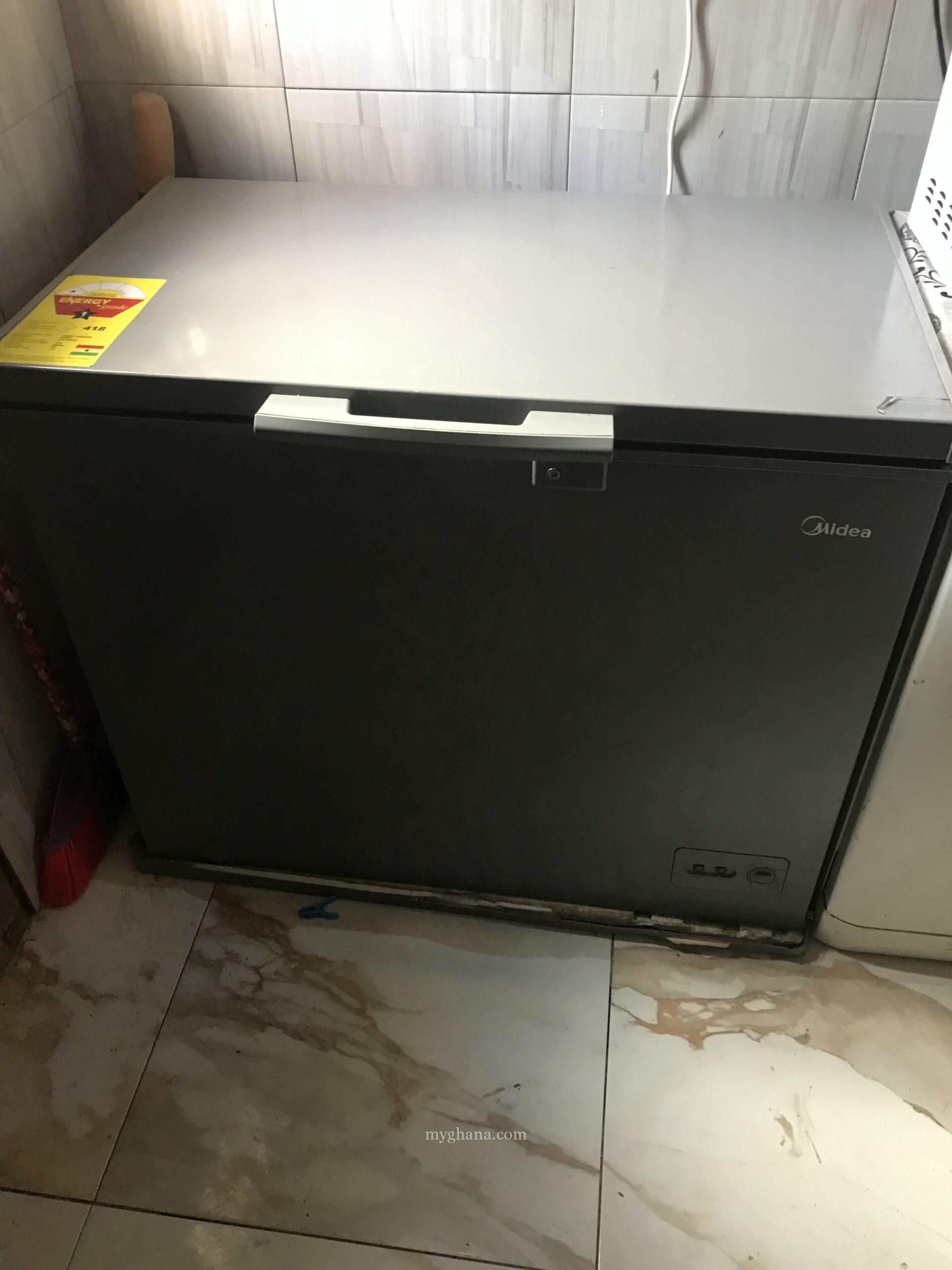 Chest freezer