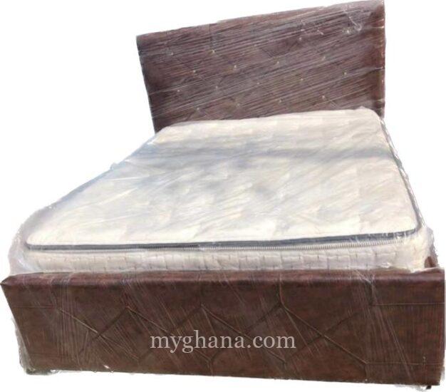 Foreign queen size 60/80 bed with mattress at a cool price .