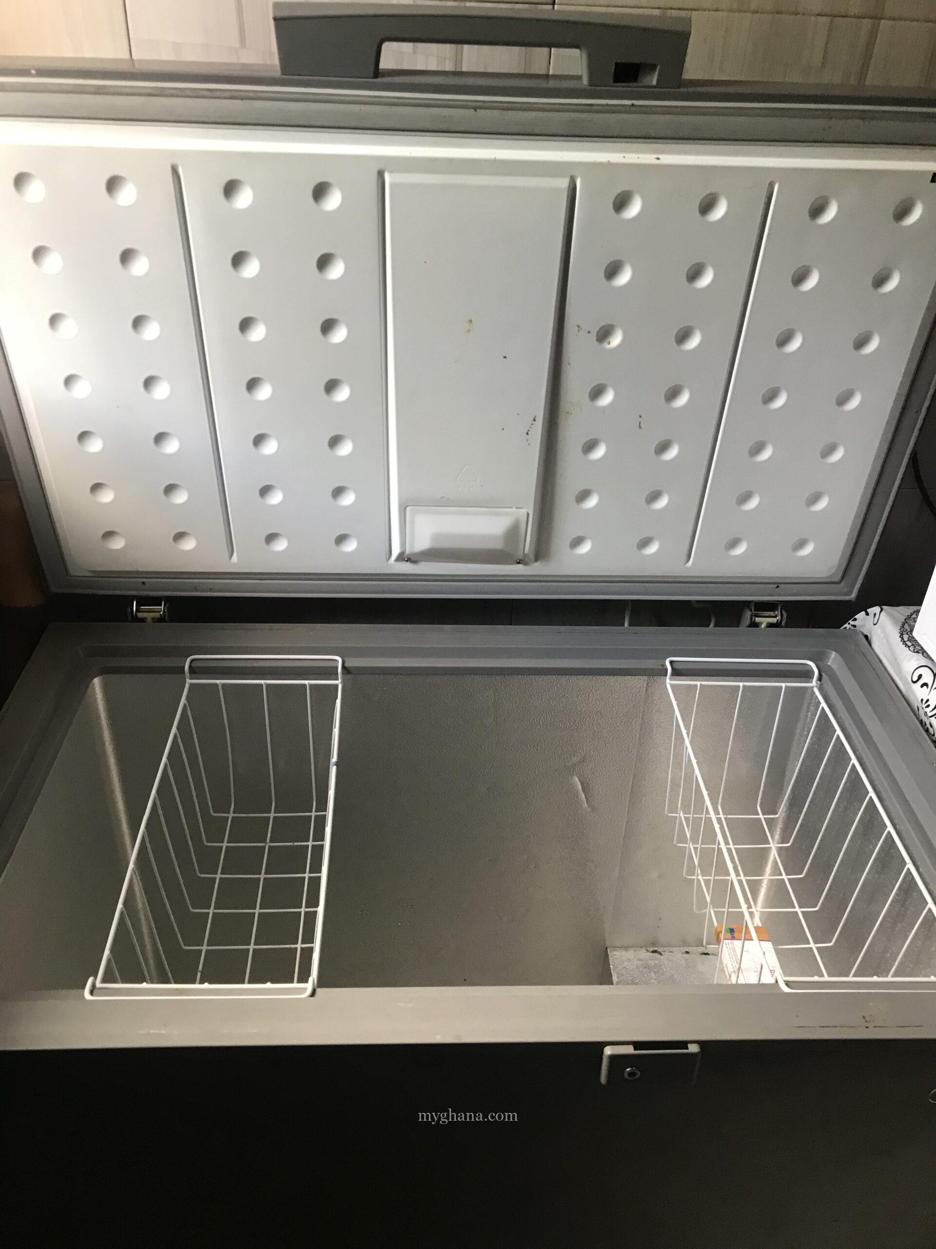 Chest freezer