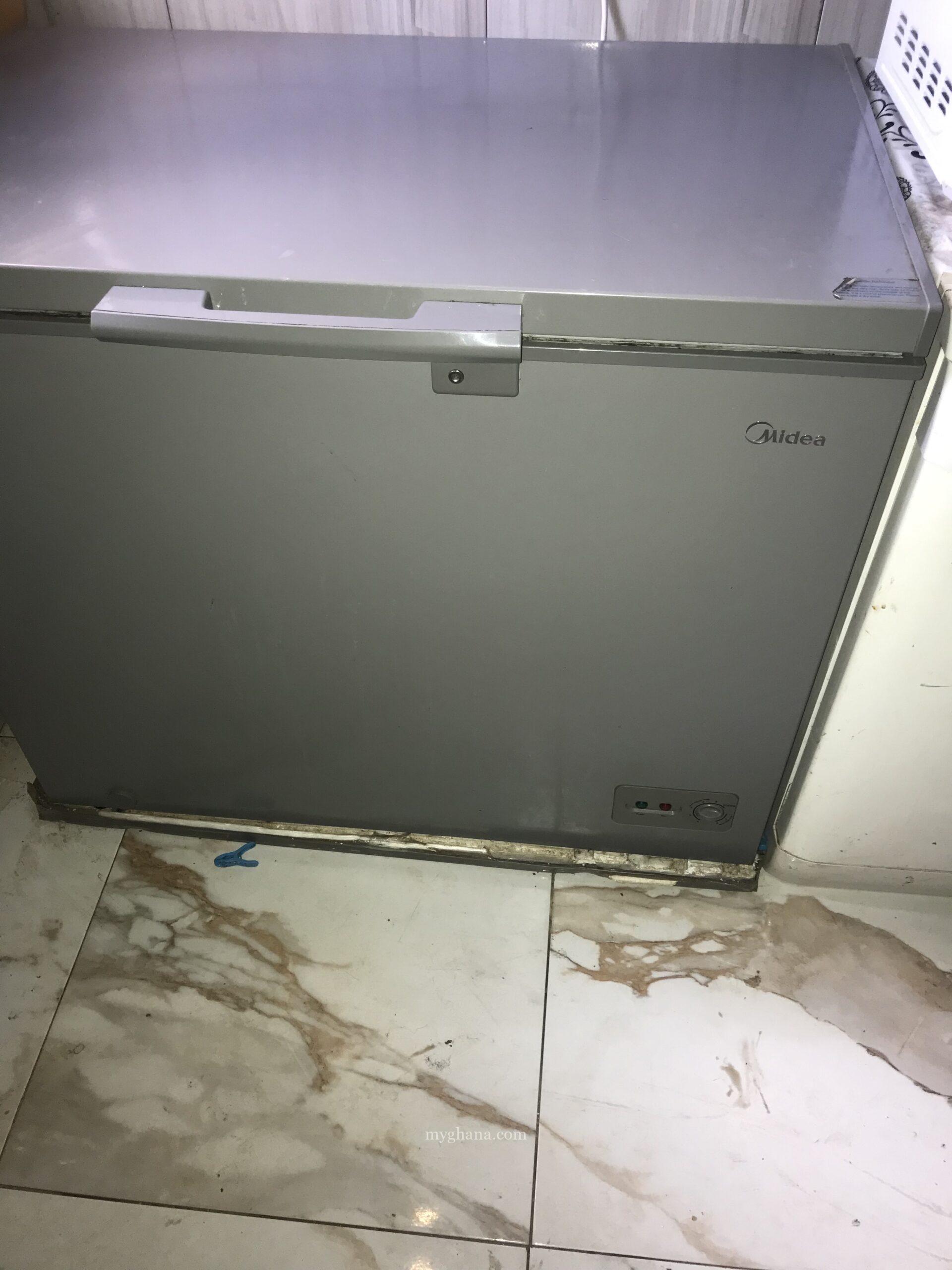 Chest freezer