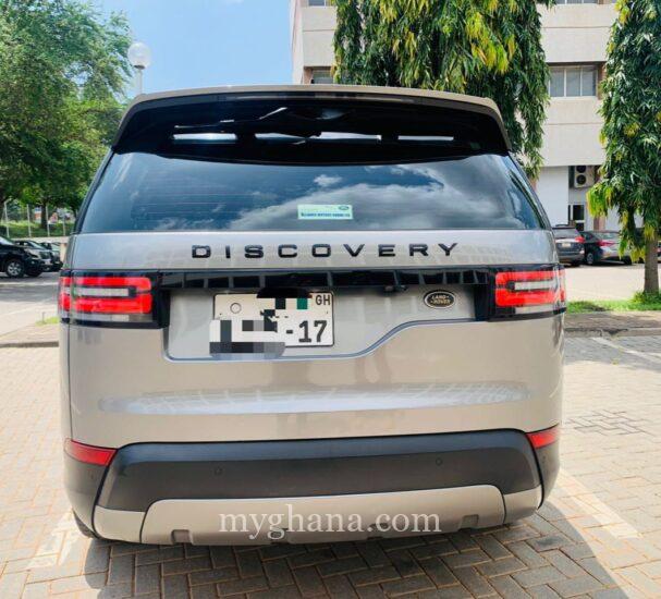 2017 land rover Discovery first edition