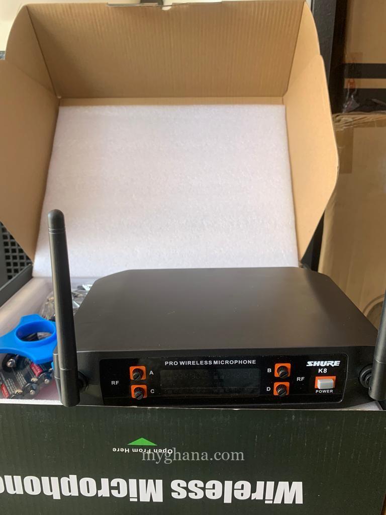 Shure K8 4in1 Cordless Microphone