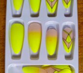 Press on nails