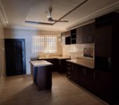 10 bedroom house for rent at Adjiringanor, East Legon in Accra