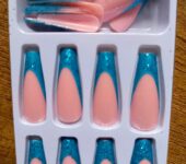 Press on nails