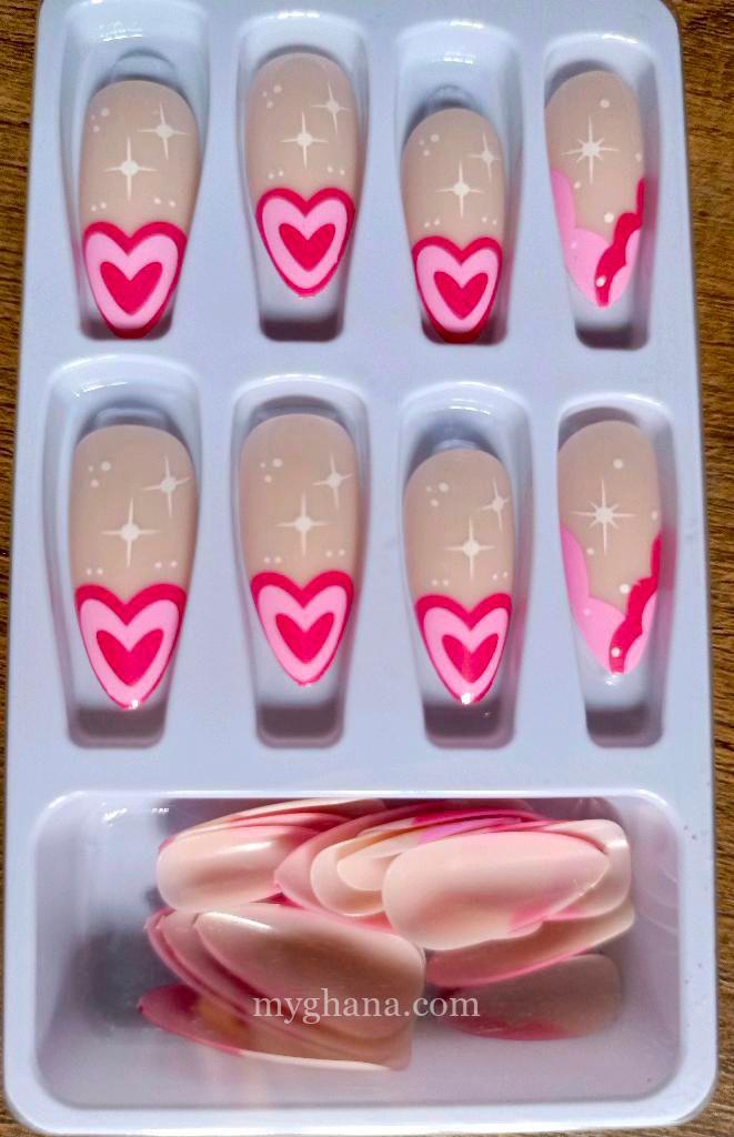 Press on nails