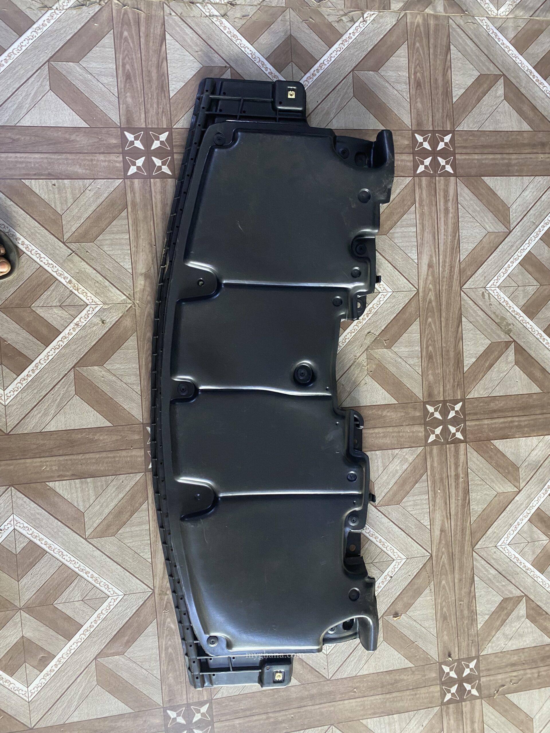 Toyota Corolla under panel 2015/2016/2017