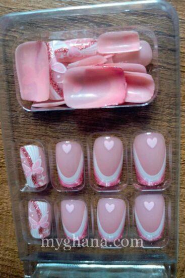 Press on nails