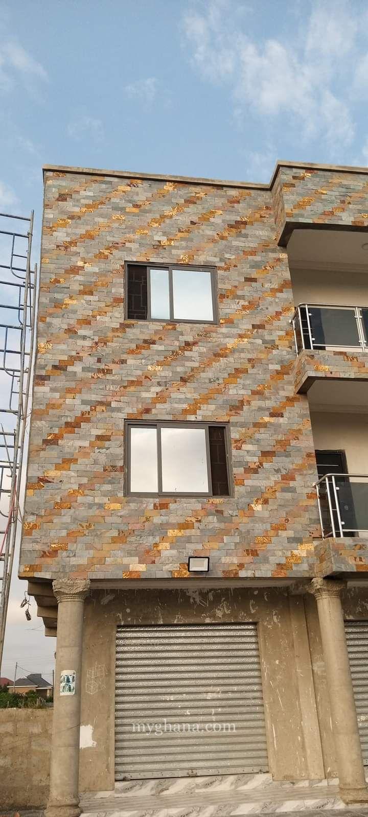 affordable and neat stones layer