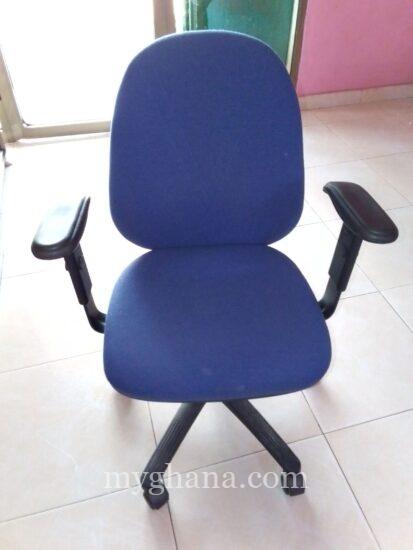 Adjustable and durable office chair for sale