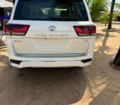 Toyota Landcruiser V8, LC 300 for sale in Accra