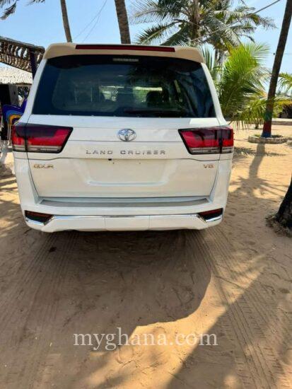 Toyota Landcruiser V8, LC 300 for sale in Accra