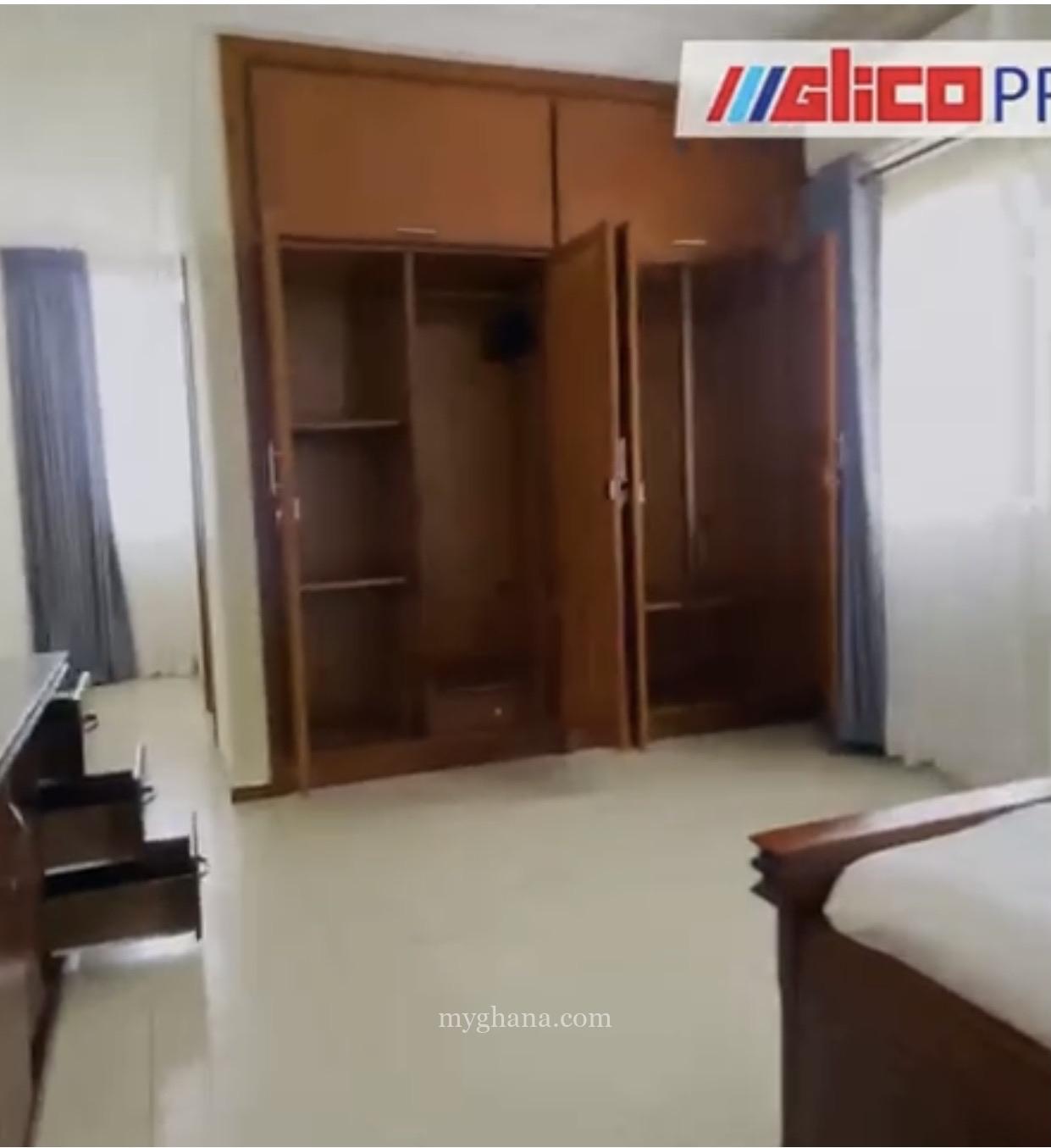 Executive 3 bedrooms house plus a boys quarters for rent at East legon $350