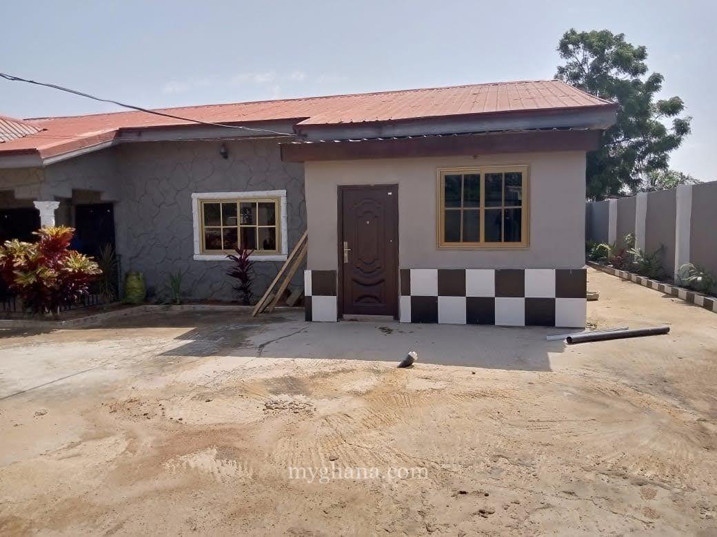 New 4 Bedroom self compound house at Ablekum manhean