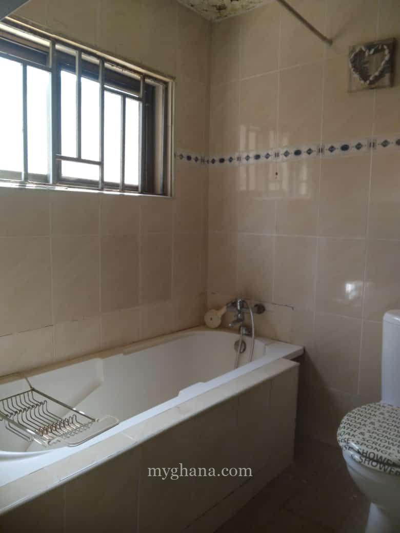 3 bedroom self compound house for rent at Ablekum Agape top