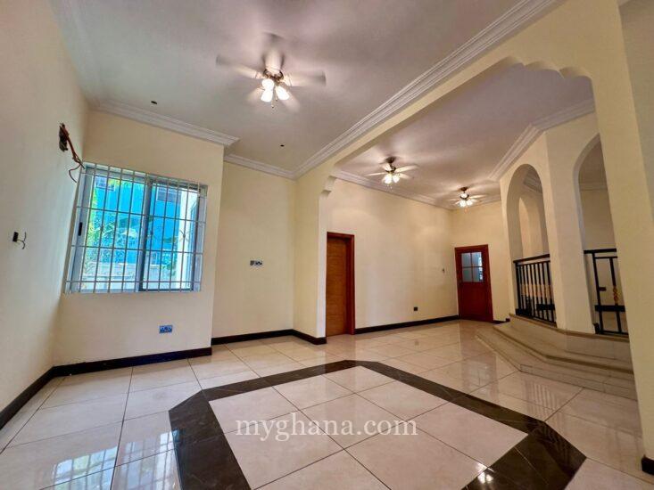 5 bed house with 2 bed boy’s quarters for at Airport Hills