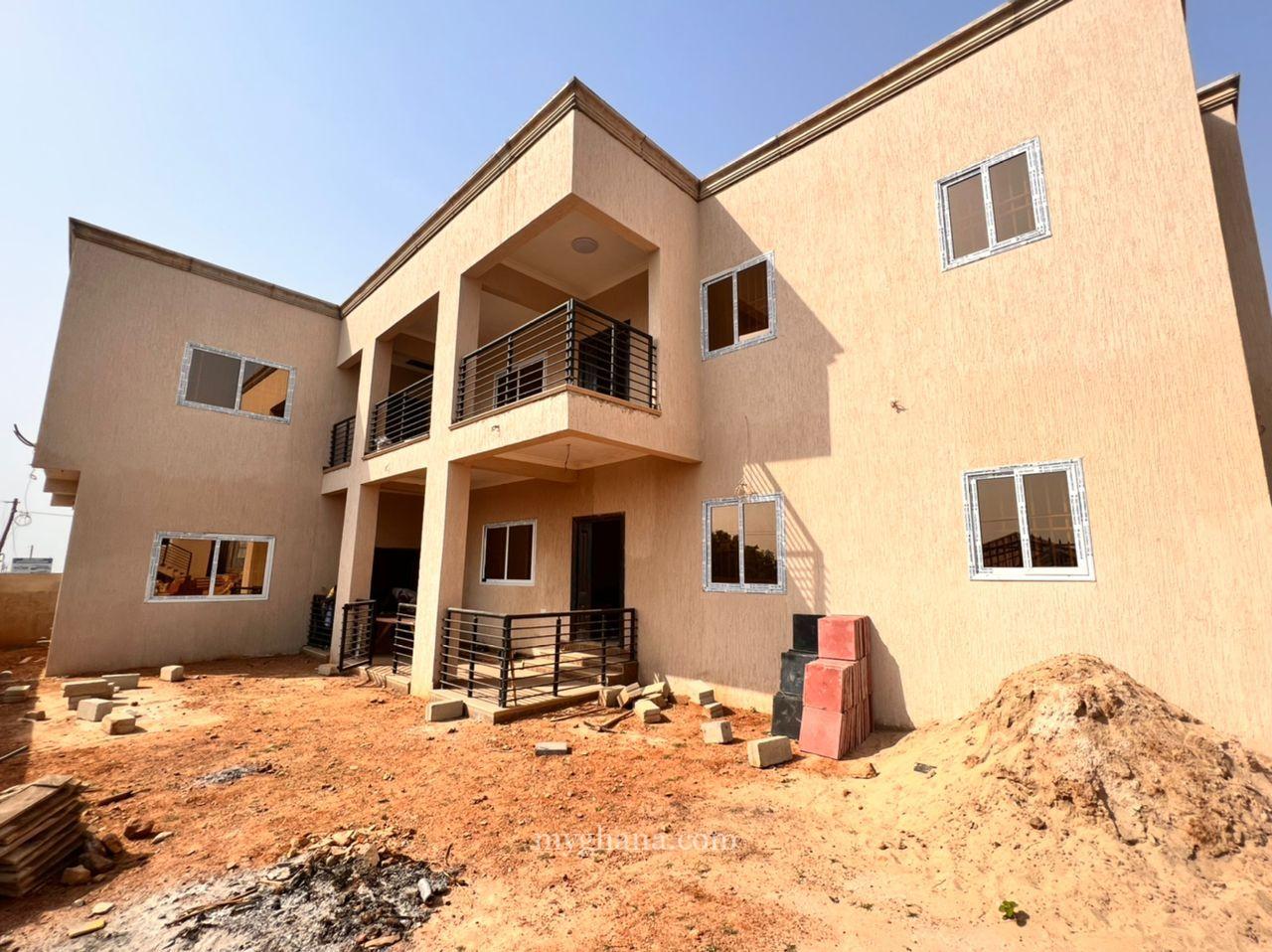 2 bed Apt for rent at Sowutoum Adu Gyamfi