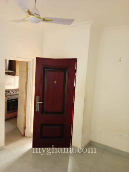 Single room self contain for rent at Tesano