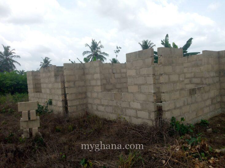 Affordable 4bedroom Uncompleted house for in Takoradi Agona Nkwanta