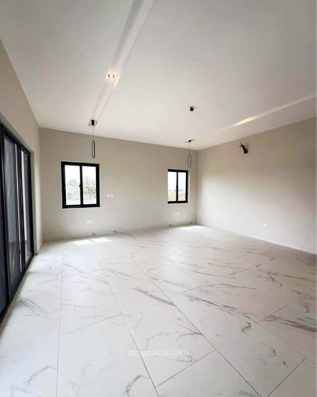 Executive 4 bed house for sale at Oyarifa