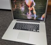 Macbook pro core i7