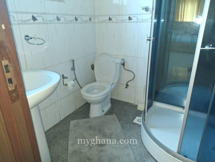 3 bedroom apartment to let at Airport, Accra