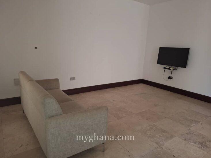 Furnished 3 bedroom townhouse to let at Cantonments, Accra
