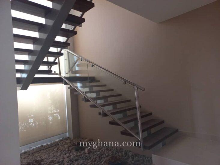 Executive 4 bedroom furnished to let at Movenpick Hotel, Ridge – Accra