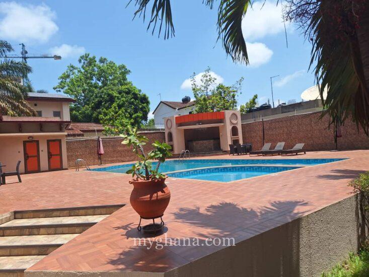 Executive 3 bedroom apartment with outhouse to let at Cantonments, Accra