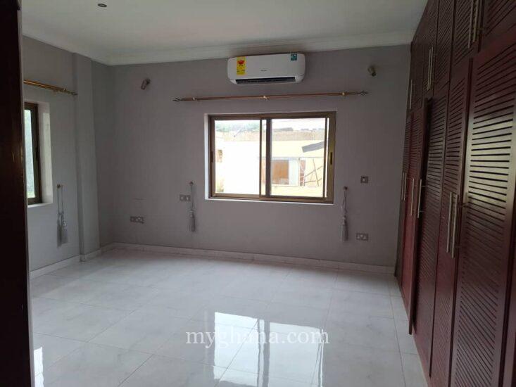 6 bedroom townhouse to let at Cantonments near the Japan Embassy