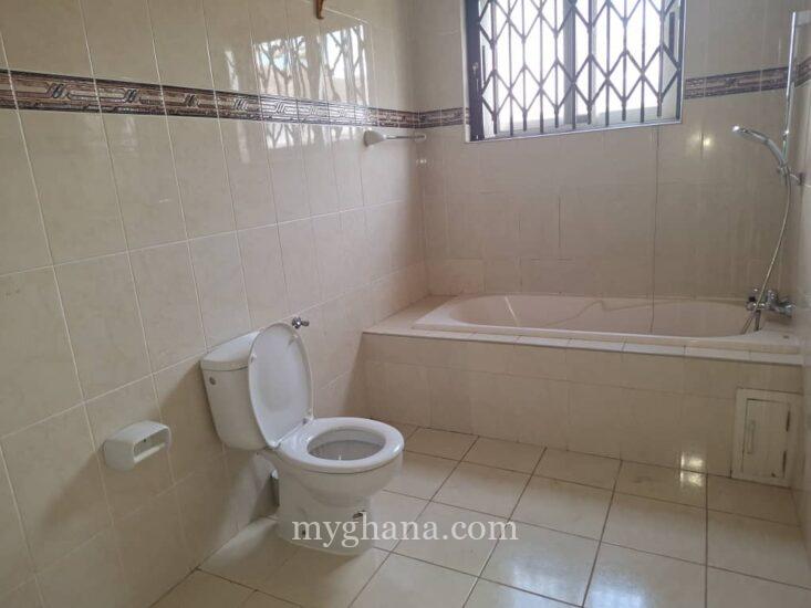 4 bedroom house to let at East Legon near A&C Shopping Mall, Accra