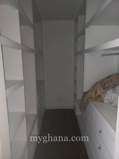 Executive 4 bedroom furnished to let at Movenpick Hotel, Ridge – Accra